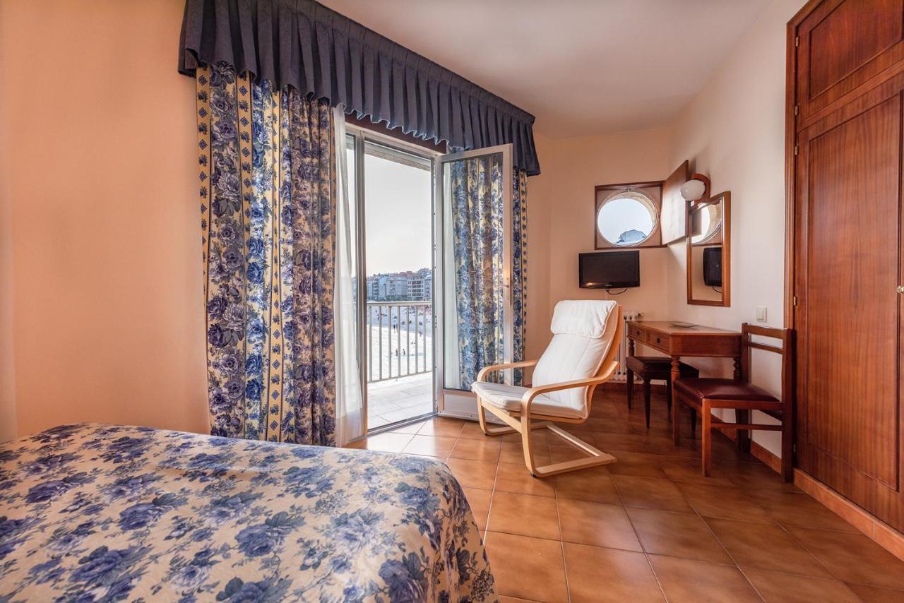 Hotel Minso Sanxenxo Bagian luar foto