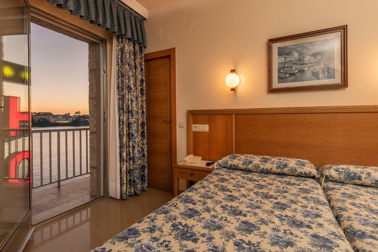 Hotel Minso Sanxenxo Bagian luar foto