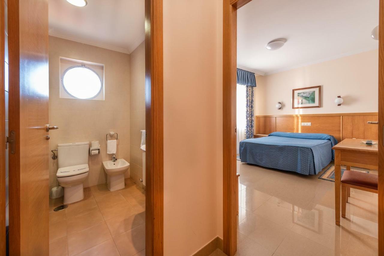 Hotel Minso Sanxenxo Bagian luar foto